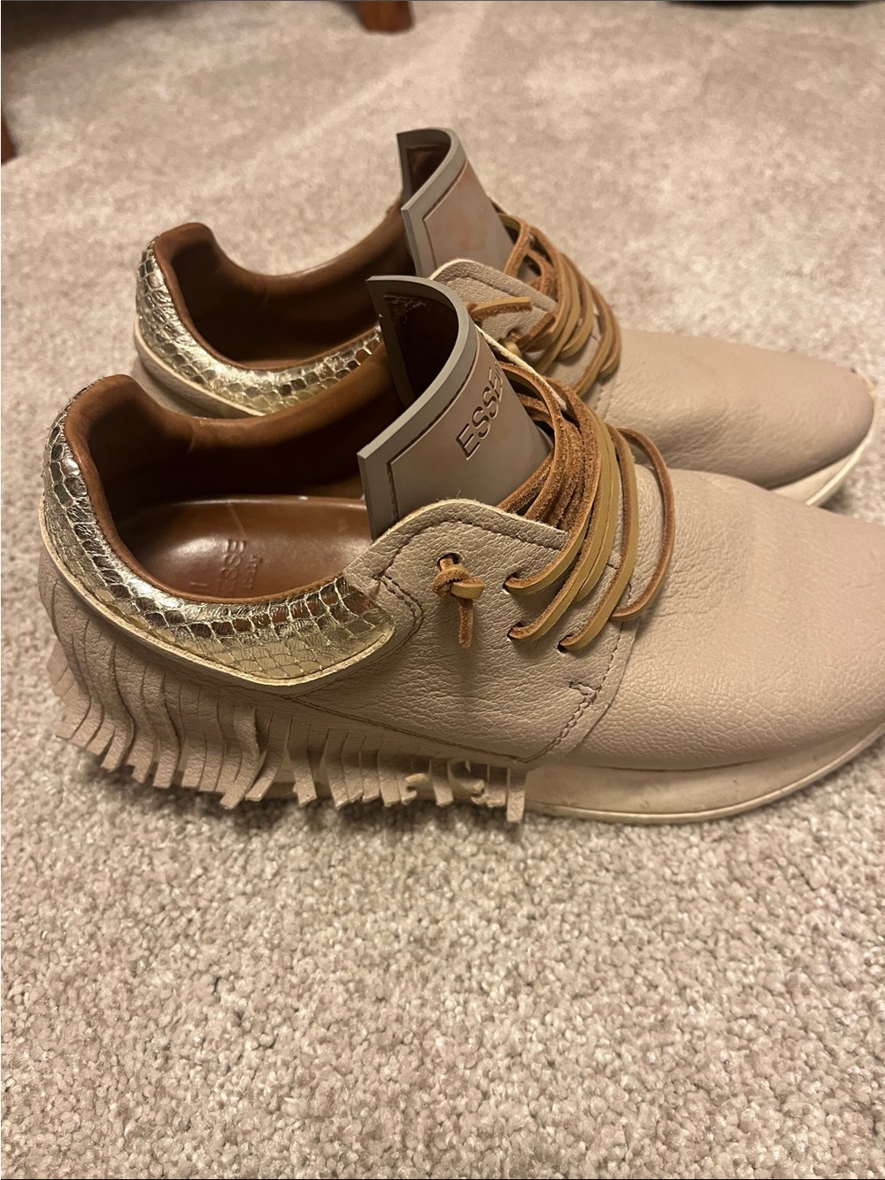 Esseutesse Beige Leather Fringe Sneakers with Gold Accent